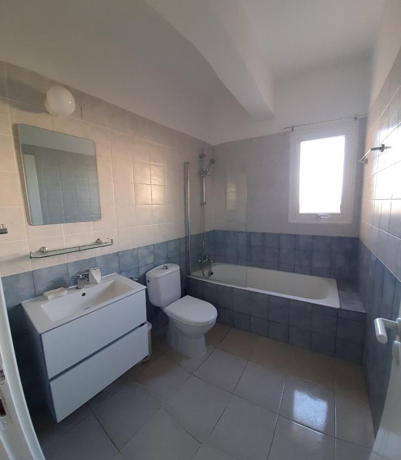 Zom Holiday Apartment Paphos Bagian luar foto