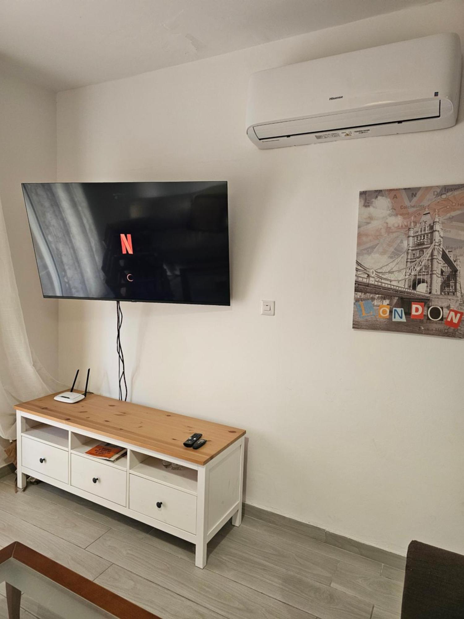Zom Holiday Apartment Paphos Bagian luar foto